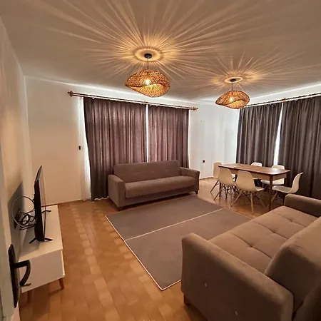 Beru Suits Apartment *